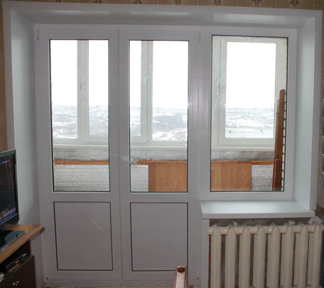 Balcon double porte battante
