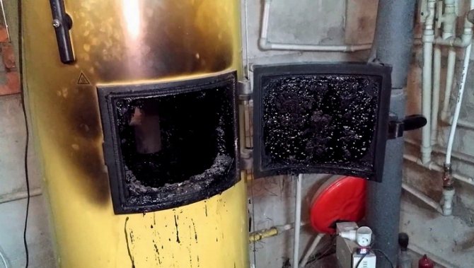 Große Verunreinigungen in einem Pyrolysekessel