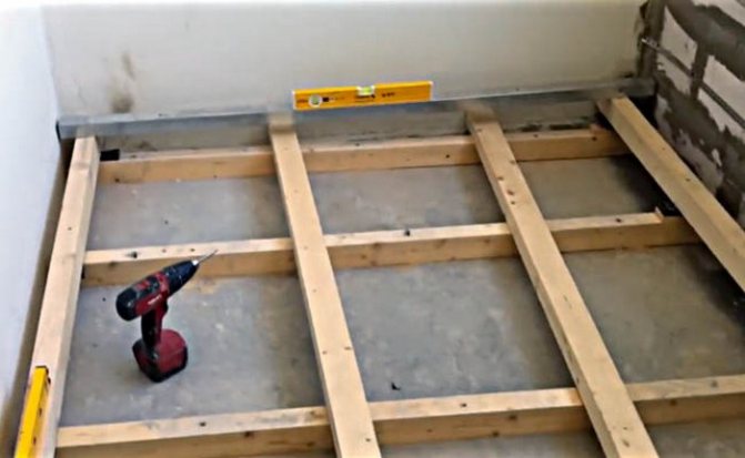 Unterboden auf dem Balkon