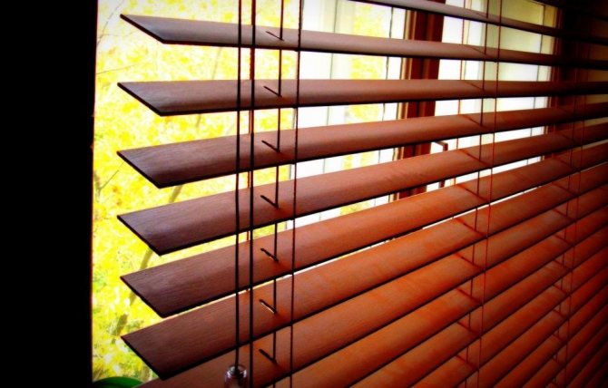 Stores en bois bricolage