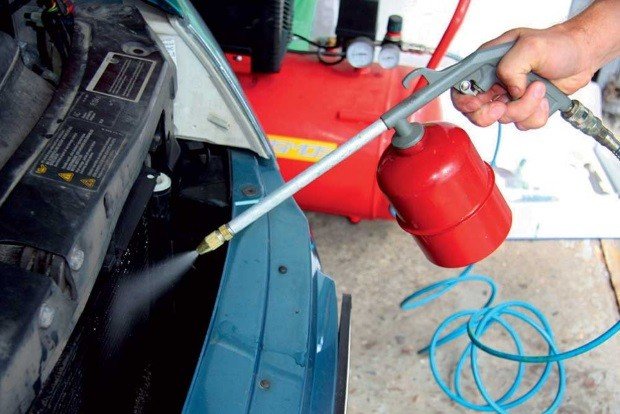 Desinfektion einer Autoklimaanlage