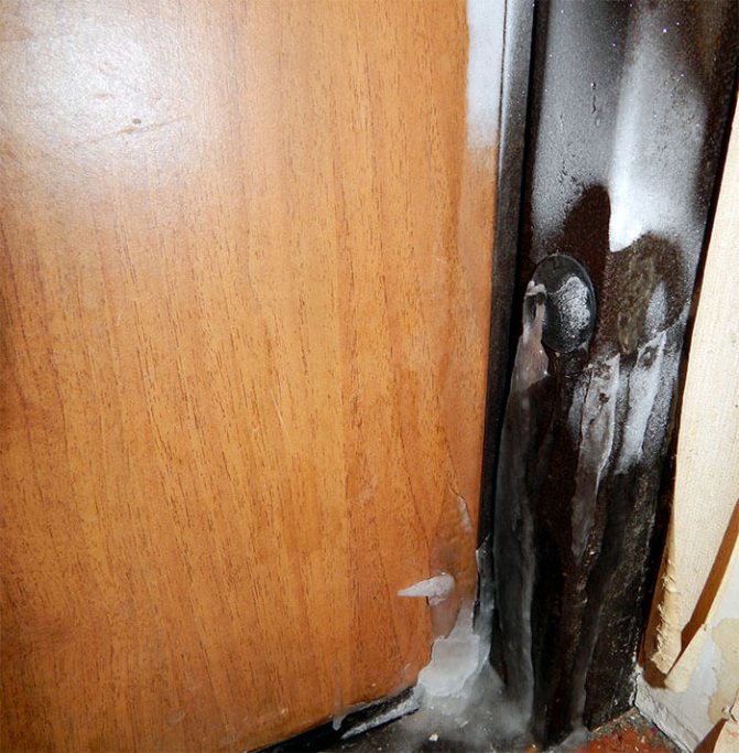 La porte dans la glace