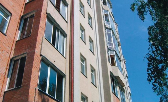 Les experts du prix Entreprise de fenêtres de l'année révèlent les nuances du remplacement de fenêtres dans un immeuble à appartements