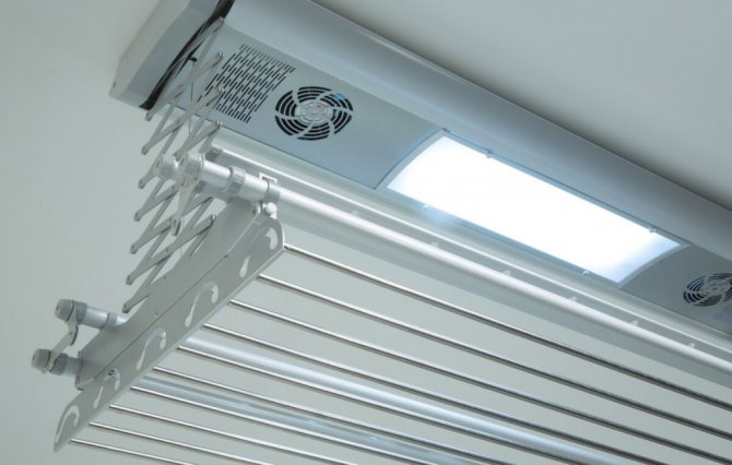 Sèche-linge électrique avec ventilateurs supplémentaires