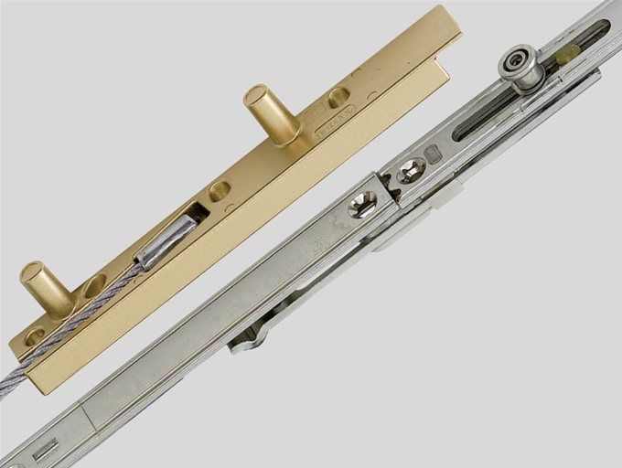 Foto: MACO SAFETY PIN empfohlen für schwere Holzflügel *