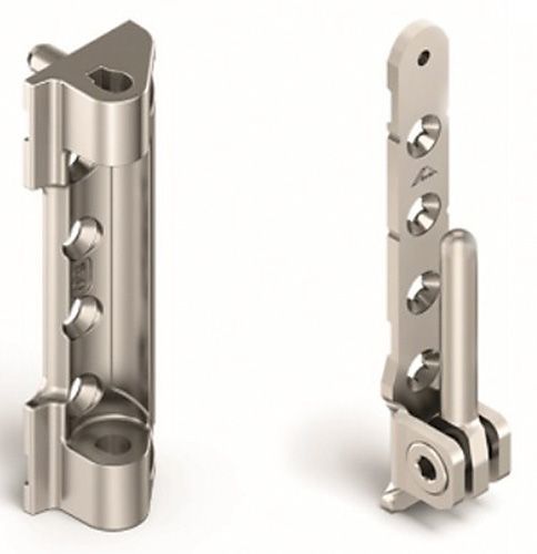 Photo: les charnières matérielles Roto NX sont plus robustes et attrayantes