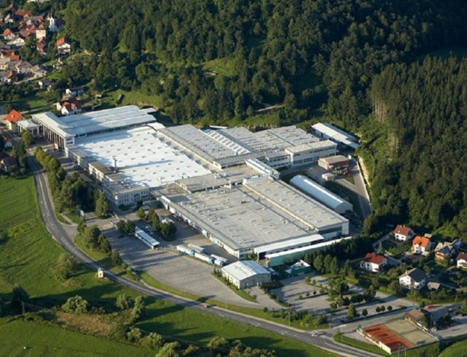 Foto: produção de Kovinoplastika na Eslovênia, Internika