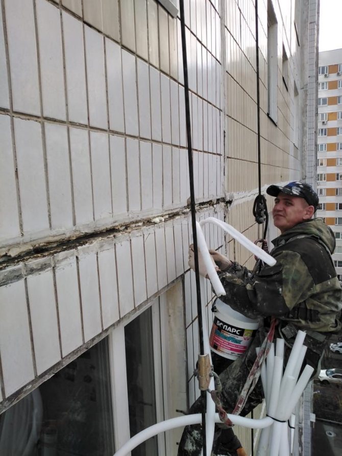 bir panel evde derzlerin sızdırmazlığı