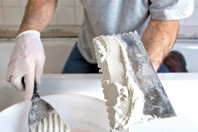 l'idée d'utiliser des pentes de plâtre dans la décoration de la pièce