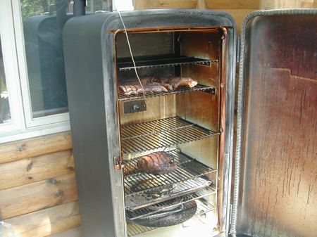Instructions sur la façon de faire un fumoir à partir du réfrigérateur