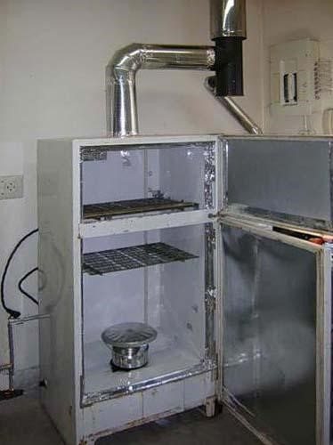 Comment faire de vos propres mains un fumoir fumé chaud et froid à partir d'un vieux réfrigérateur: instructions et caractéristiques de l'appareil