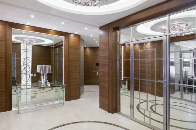 Dès que l'utilisation de miroirs pour améliorer l'intérieur