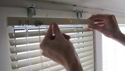 Comment redresser les stores horizontaux?