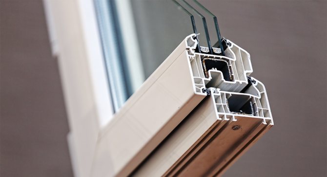 Kammerlichkeit in der Fensterstruktur