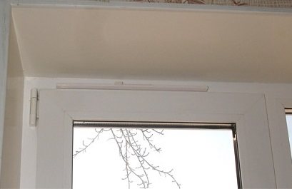 Air Box Komfortventil an einem geschlossenen Fenster