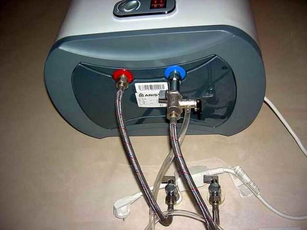 Vanne pour chauffe-eau : laquelle est nécessaire et pourquoi