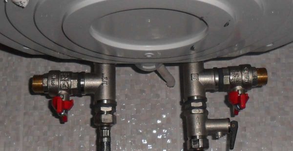 Vanne pour chauffe-eau : laquelle est nécessaire et pourquoi