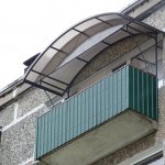 auvent sur le balcon