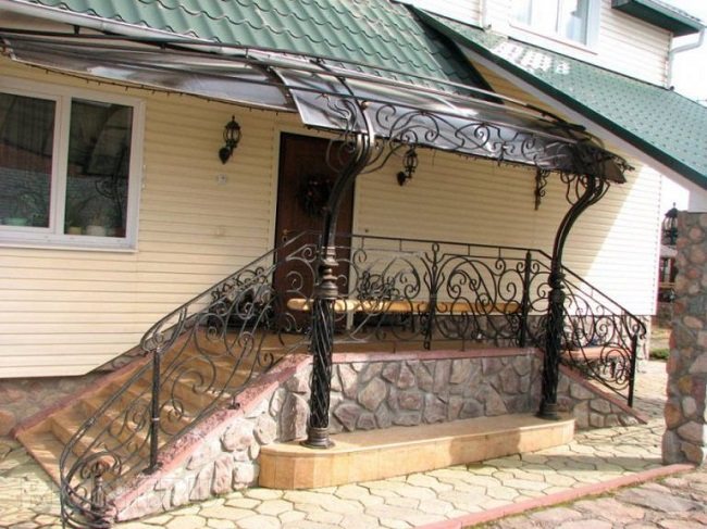 Seitentreppe Veranda