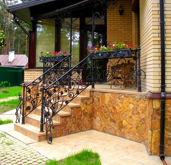 Veranda in das Haus gebaut