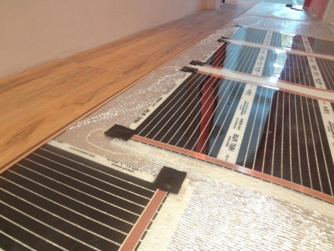 Laminado para pavimento aquecido a água: qual é melhor escolher, aquecimento e assentamento, condutividade térmica e marcação