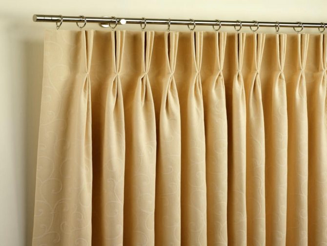 Pernas nas cortinas