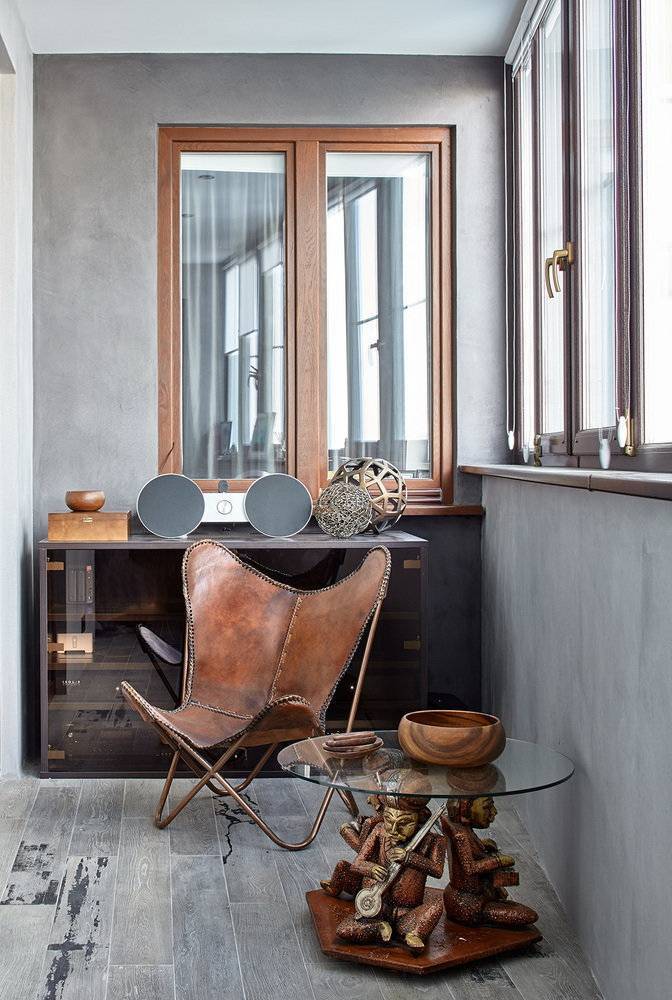 Coin salon sur le balcon: lieu de repos sans sortir de l'appartement