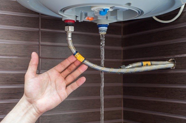 Magnesiumanode in Warmwasserbereitern: Wozu dient sie, wie wird sie entfernt und ersetzt?