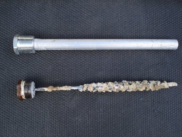 Magnesiumanode eines Warmwasserbereiters