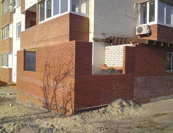 Großflächiges Balkonausbauprojekt
