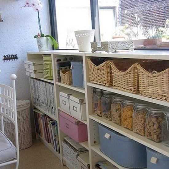 armoire métallique avec paniers
