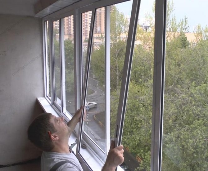 монтаж на алуминиеви стъкла