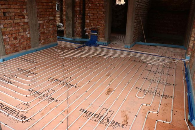 DIY Installation eines wasserbeheizten Bodens