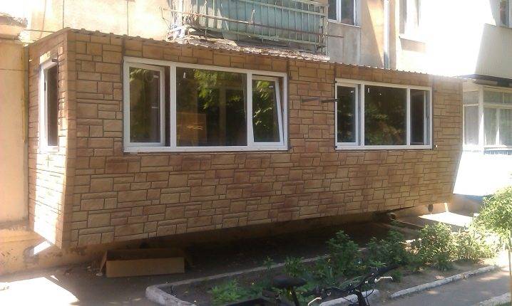 De combien un balcon peut-il être agrandi sans autorisation