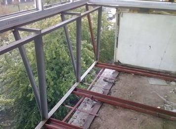 Um wie viel darf ein Balkon ohne Erlaubnis vergrößert werden