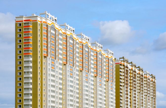 Нова сграда в Москва