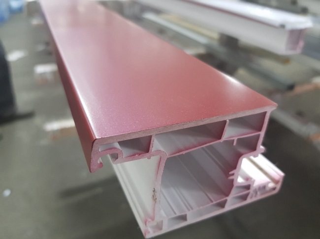 PVC-Profil Färbung