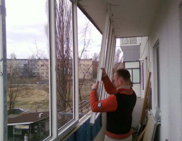 vitrage du balcon de vos propres mains