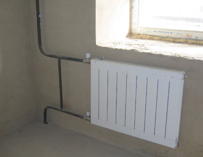 chauffage avec des tuyaux métalliques