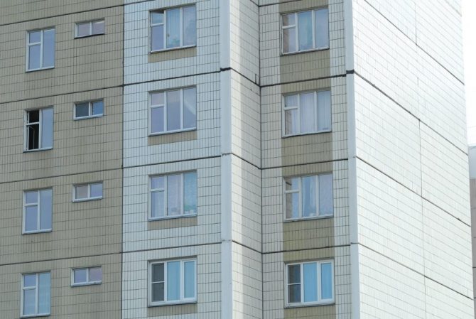 Панелна жилищна сграда
