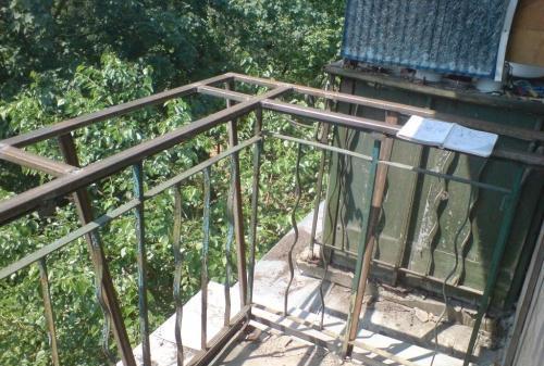 Parapet sur le balcon