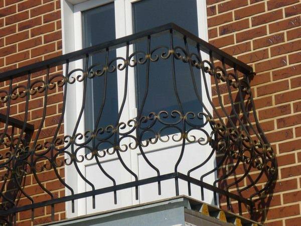 Garde-corps de balcon: types de garde-corps de balcon