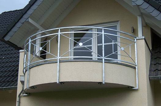 Garde-corps de balcon: types de garde-corps de balcon