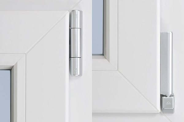 Kunststoff-Fensterscharniere