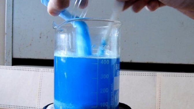 Pourquoi la moisissure apparaît-elle sur le balcon et comment s'en débarrasser