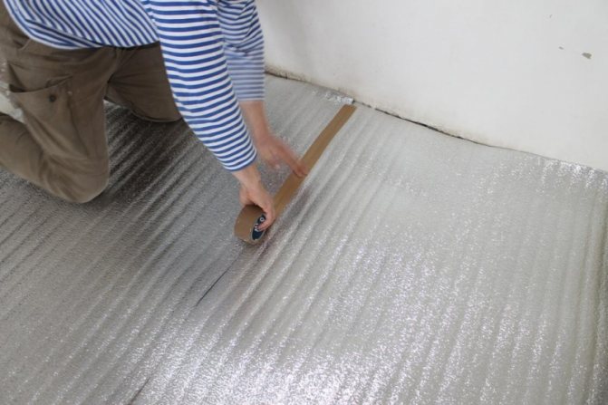 Aquecimento por piso radiante aquecimento por piso radiante: água e infravermelho elétrico, filme de lavsan refletor de calor é melhor