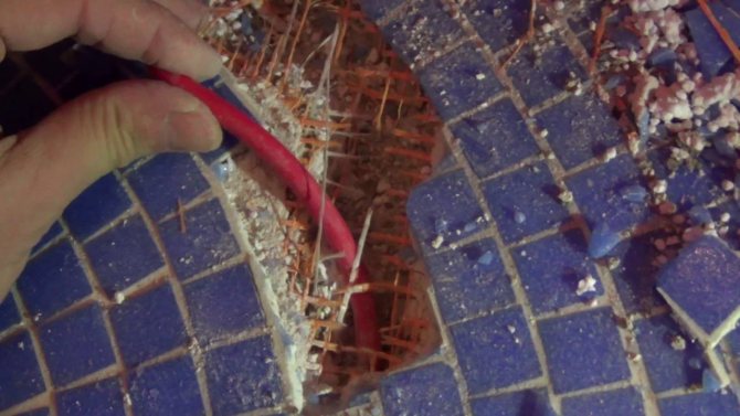 recherche de dommages au plancher chauffant et au câble chauffant