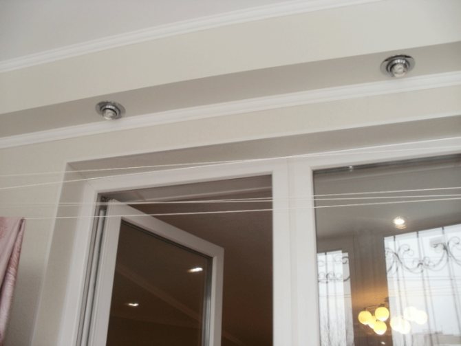Plafond à faire soi-même sur le balcon: de quoi faire des photos et des vidéos