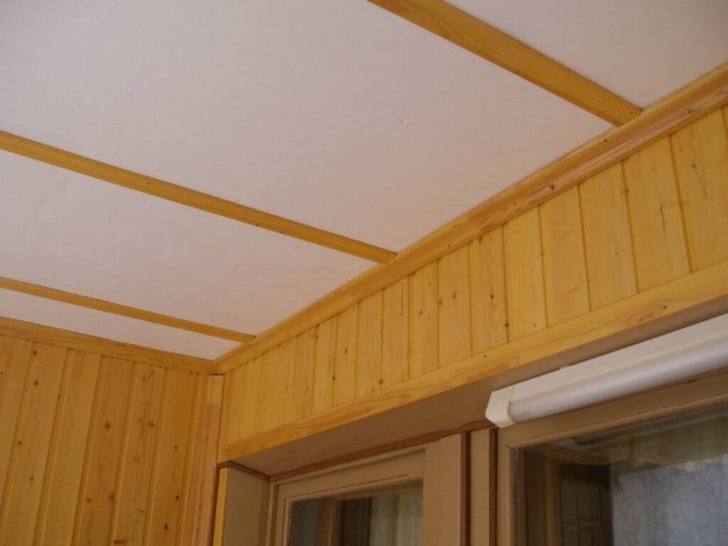 Plafond à faire soi-même sur le balcon: de quoi faire des photos et des vidéos
