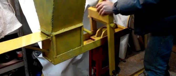 presse à briquettes